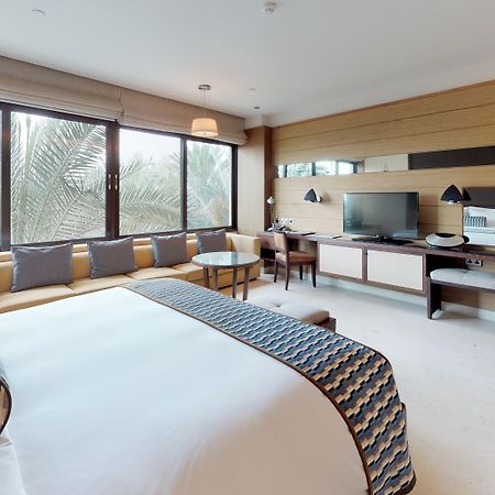 דובאי Melia Desert Palm Member Of Melia Collection מראה חיצוני תמונה A room at the hotel